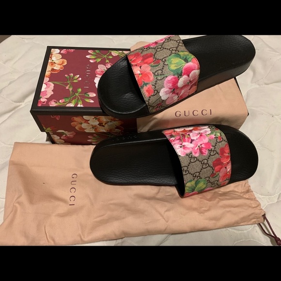 flora gucci slides